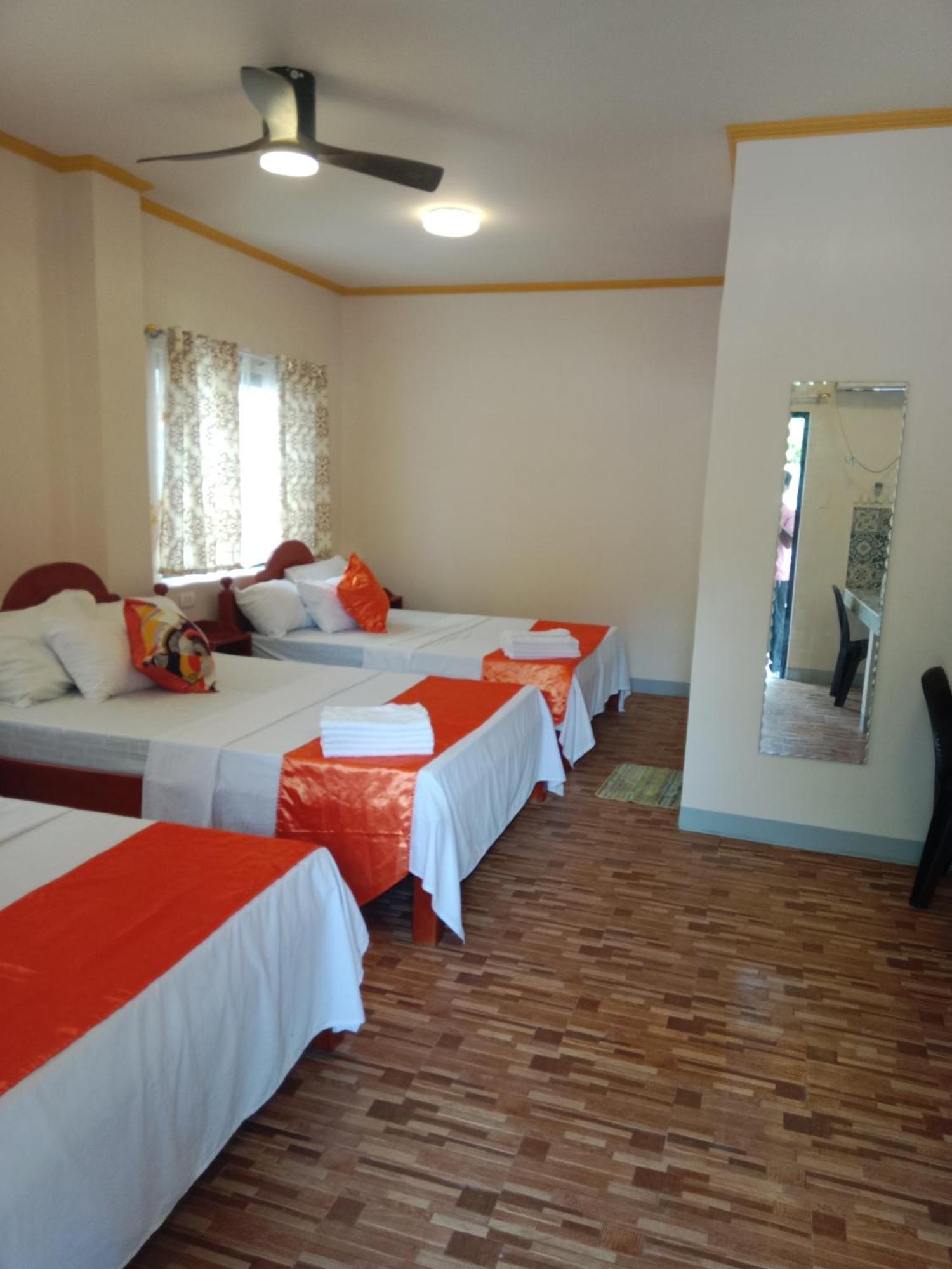 Isla Bonita Beach Resort San Juan  Phòng bức ảnh